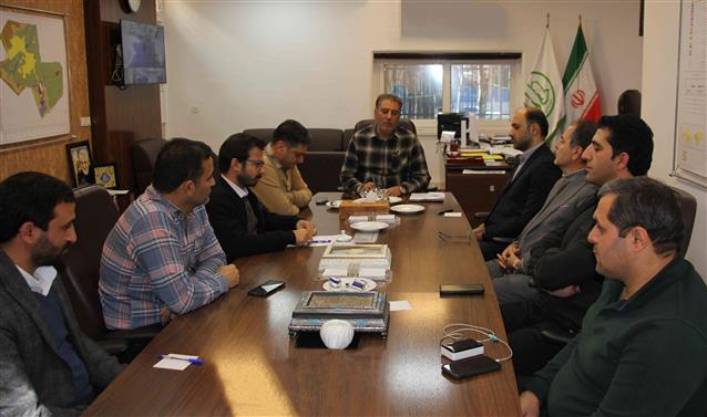 تأكید شهردار بر خدمت بی‌وقفه؛ مدیران مكلف به تسریع امور و نظارت بر پروژه‌ها.