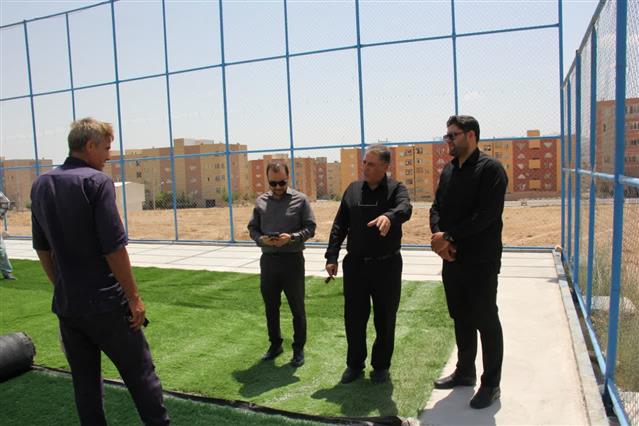 زمین چمن مصنوعی مسكن مهر در آستانه بهره‌برداری